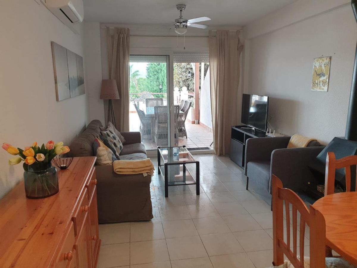 Bonito Con Inmensa Terraza Y Piscina Appartement