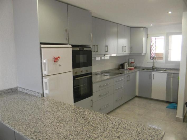 Bonito Con Inmensa Terraza Y Piscina Apartment *